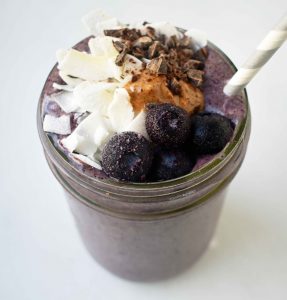 Blueberry Chocolate Smoothie – Modern Honey