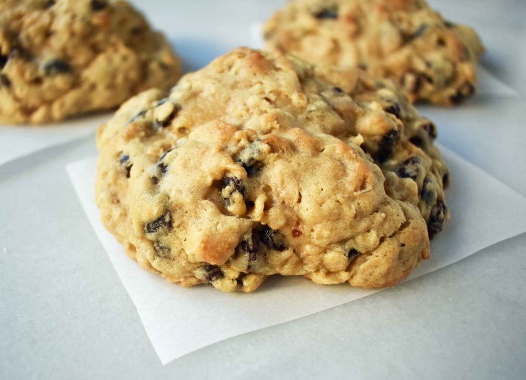 Levain Bakery Oatmeal Raisin Cookies – Modern Honey