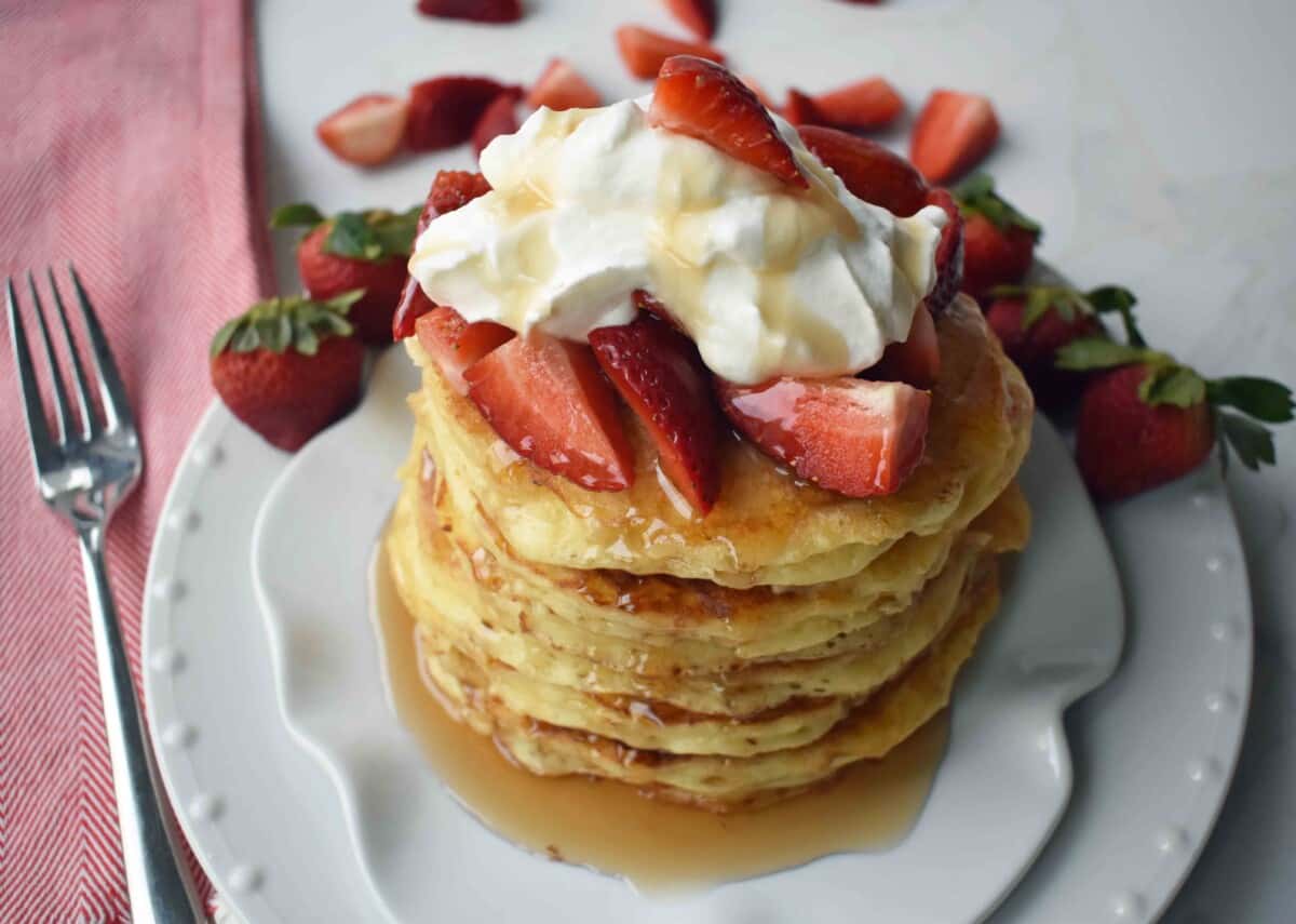 Goldie's Best Buttermilk Pancakes – Modern Honey