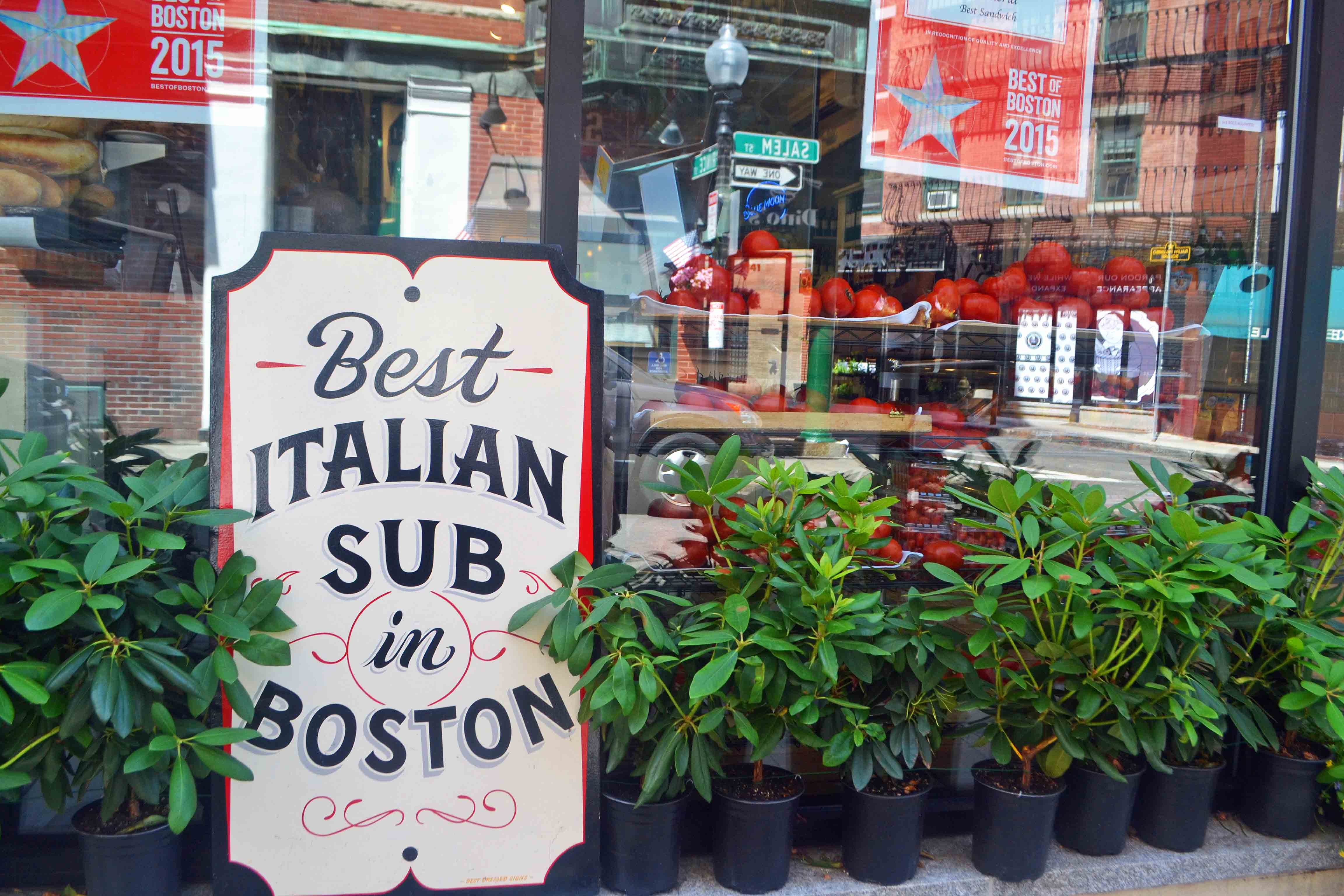 Best Italian Subs in Boston. Best Places to Eat and See in Boston. A list of the best things to do and best places to eat while traveling to Boston. Weather in Boston, transportation in Boston, and entertainment and food in Boston. www.modernhoney.com