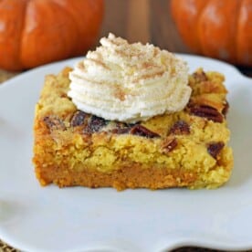 Pumpkin Praline Butter Dump Cake – Modern Honey