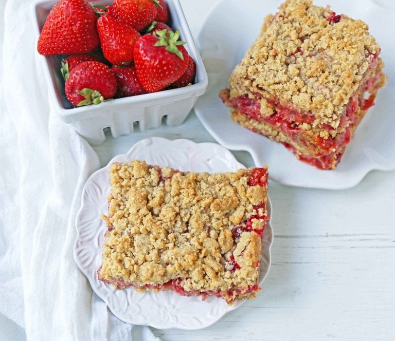 Strawberry Oat Crumble Bars – Modern Honey