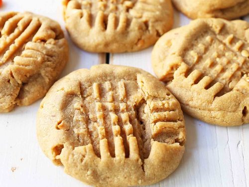 Grandma's Peanut Butter Cookies (soft and chewy) — Food With Tay