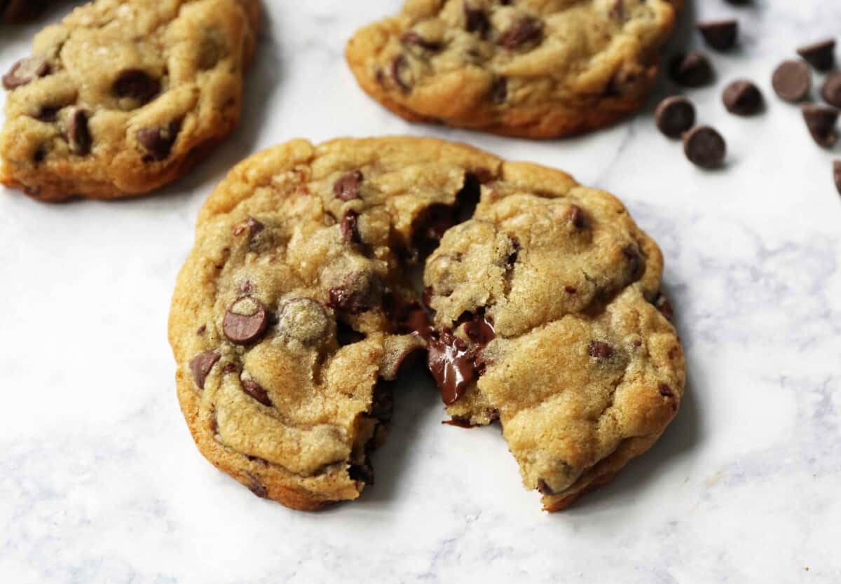 The Best Chocolate Chip Cookies – Modern Honey