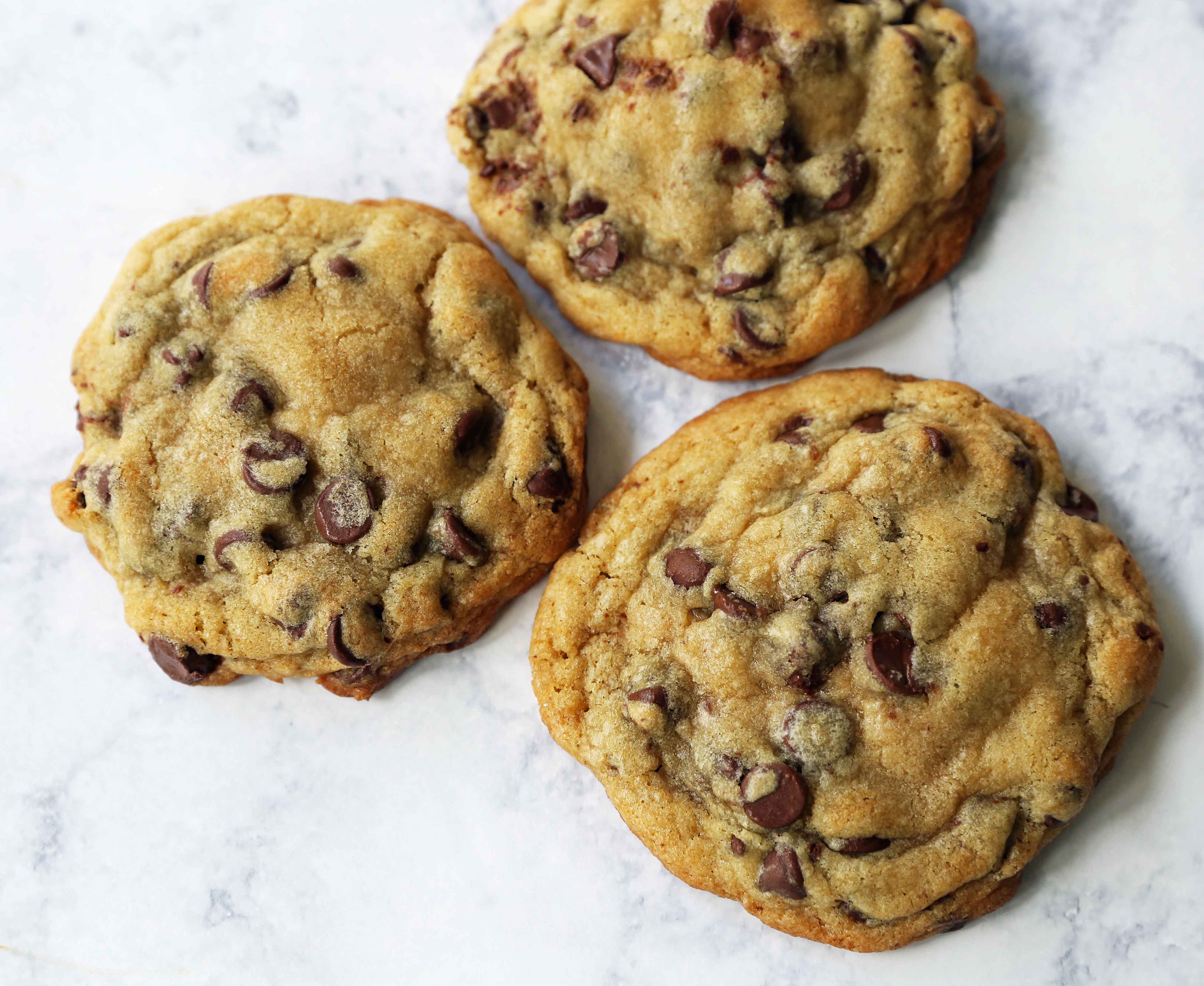 homemade-chocolate-chip-cookies-easy-recipes