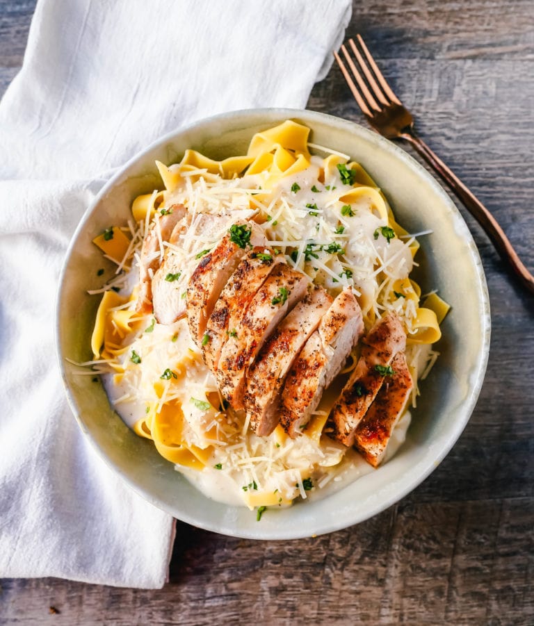 Skinny Low-Fat Chicken Fettuccine Alfredo – Modern Honey