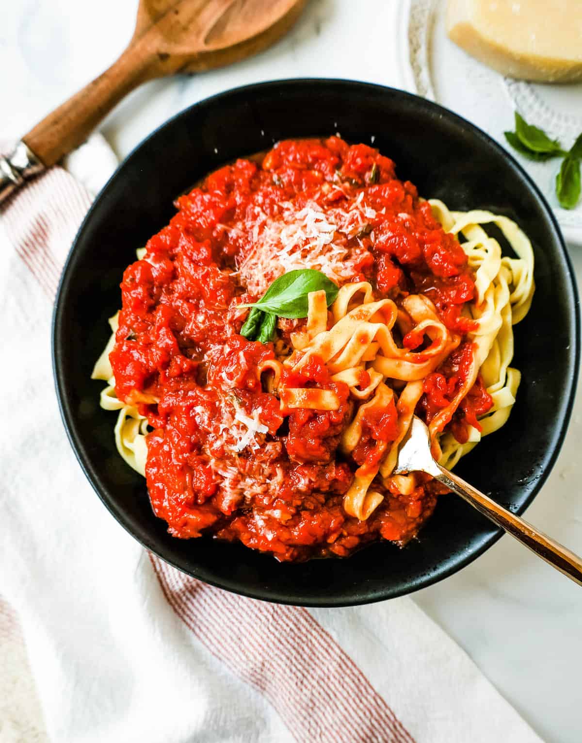 Homemade Marinara Sauce – Modern Honey