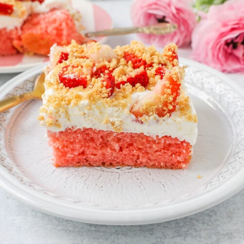 Strawberry Cream Crunch Cake – Modern Honey