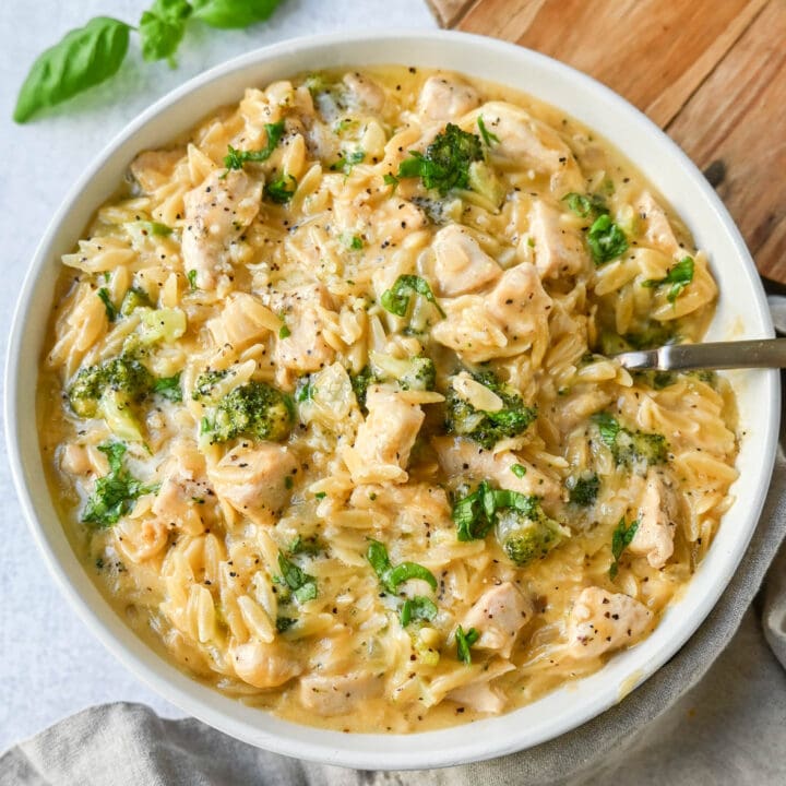 Cheesy Chicken Broccoli Orzo – Modern Honey