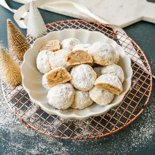 https://www.modernhoney.com/wp-content/uploads/2023/12/Mexican-Wedding-Cookies-8-ed-500x500.jpg