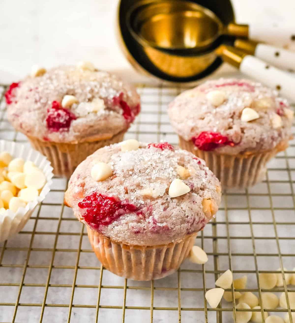This bakery-style Raspberry White Chocolate Chip Muffins Recipe is A moist muffin filled with fresh raspberries and sweet white chocolate chips.