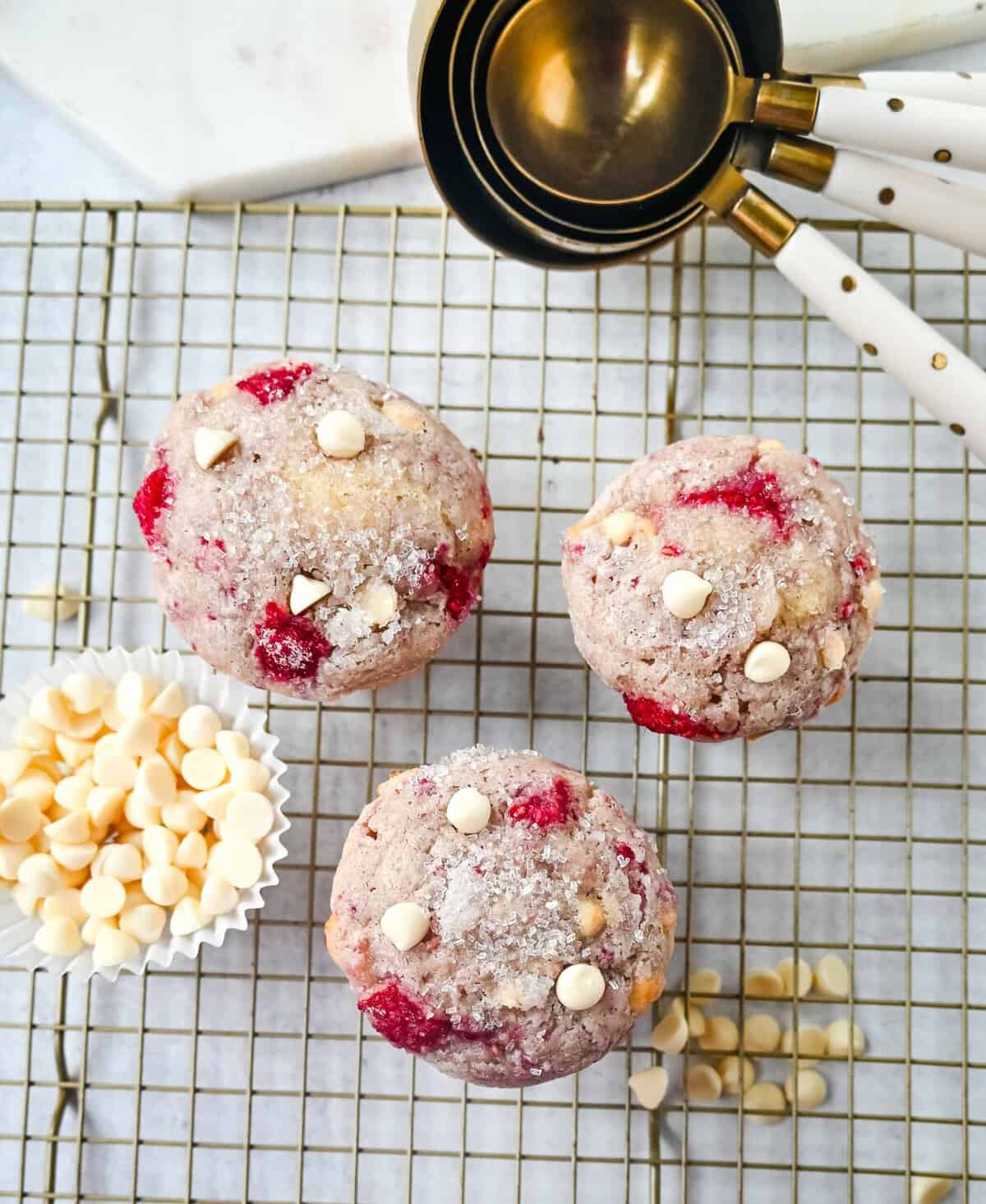 This bakery-style Raspberry White Chocolate Chip Muffins Recipe is A moist muffin filled with fresh raspberries and sweet white chocolate chips.