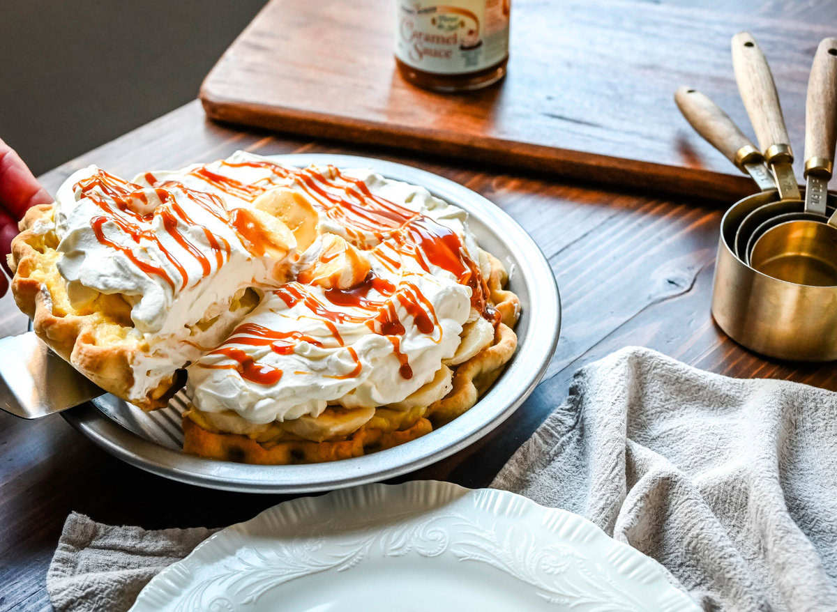 This Caramel Banana Cream Pie is made with a Homemade custard, fresh bananas, and rich salted caramel in a buttery pie crust. The ultimate caramel banana cream pie!