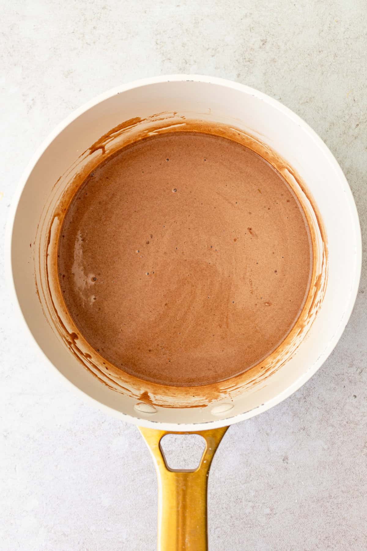 Making chocolate cream pie filling