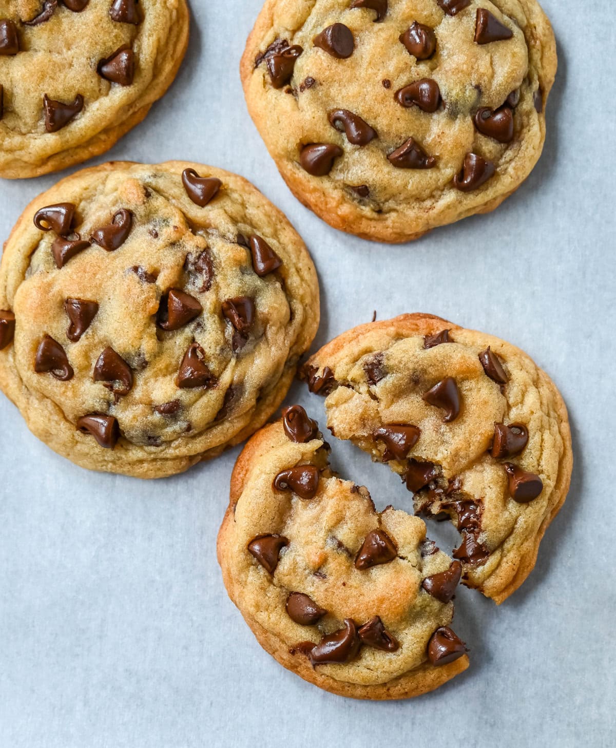 Chocolate Chip Cookies made with generic inexpensive ingredients. Do ingredients matter? Brand vs Generic and Expensive vs Cheap Ingredients in chocolate chip cookies. This is a comprehensive study to see if ingredients matter and make a difference in baking chocolate chip cookies. We take generic vs brand ingredients to see how it affects baking cookies. Does cheap vs expensive ingredients make a difference in cookies?