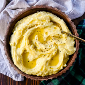 These Browned Butter Mashed Potatoes are so easy and simple to make but are so flavorful. The brown butter takes them to a whole new level. Brown butter brings a nutty, rich flavor that makes these brown butter mashed potatoes extra special, perfect for holiday gatherings or any meal where you want a little something extra.