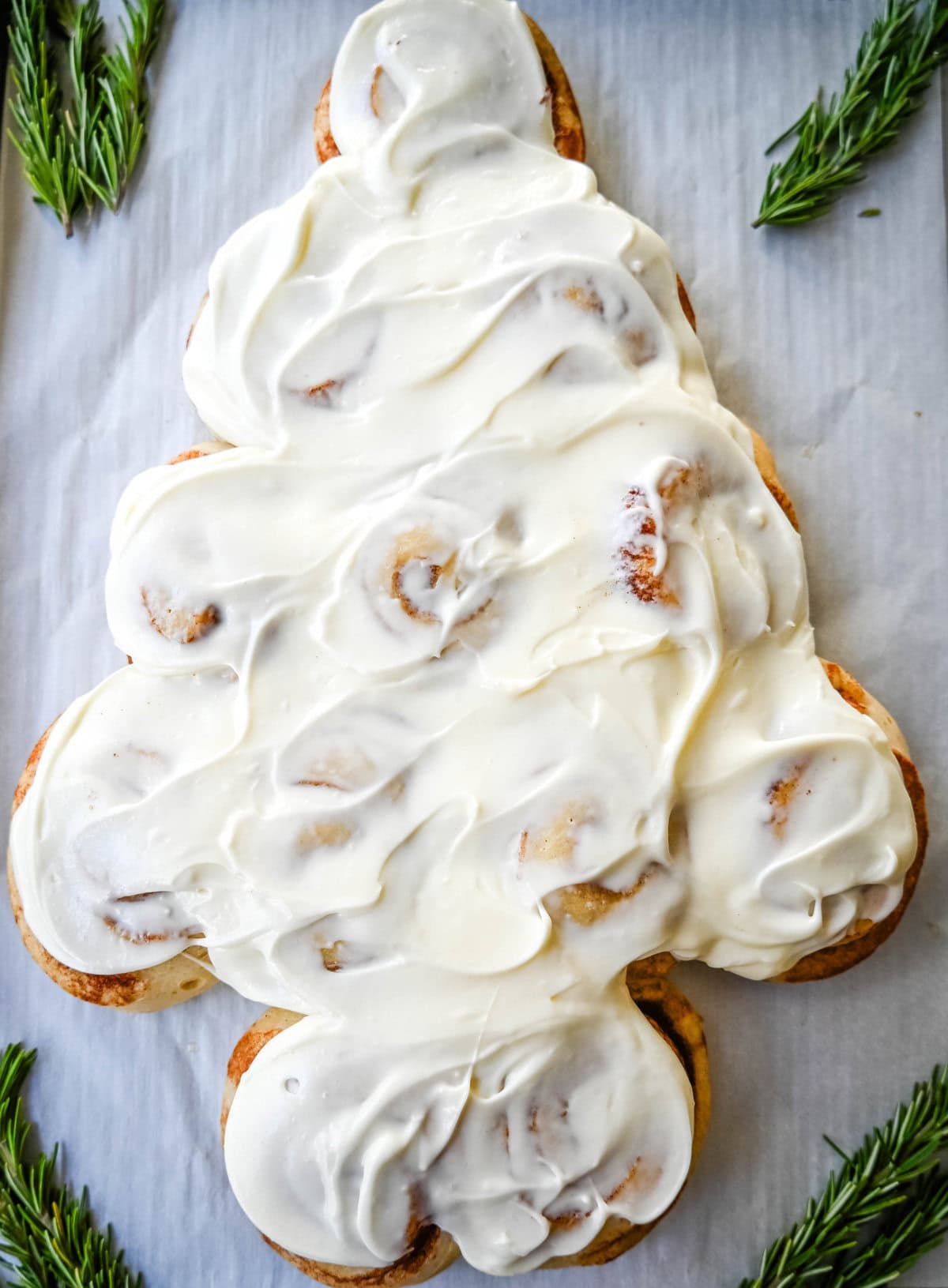 Frosted Cinnamon Roll Christmas Tree