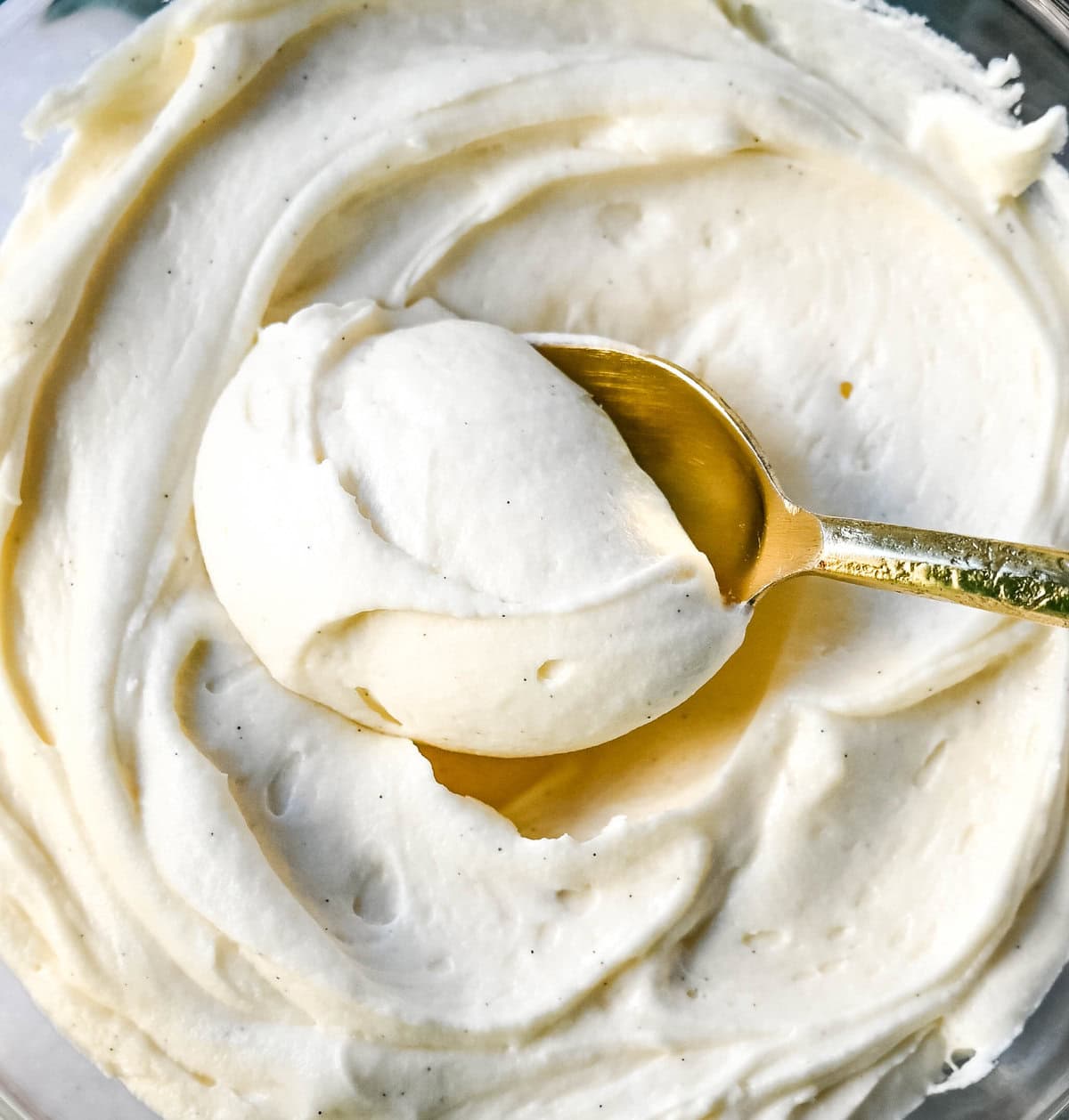 How to make the silkiest, creamiest cream cheese frosting with the perfect amount of sweetness and tang. Sharing the secrets and tips and tricks for making the best cream cheese frosting recipe, which is perfect for adding to so many desserts.