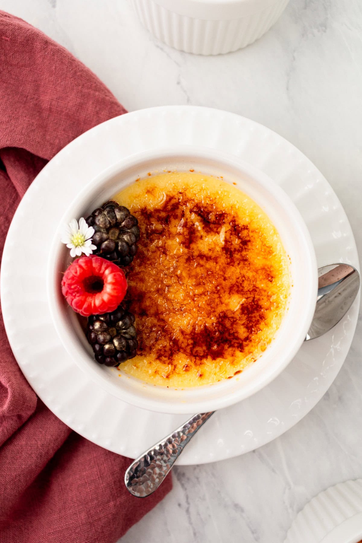 A creamy, silky vanilla custard topped with crisp sugar crust is one of the most popular desserts at restaurants for good reason. With its silky custard base and crackly caramelized sugar topping, it’s a showstopper that’s surprisingly easy to make at home. 