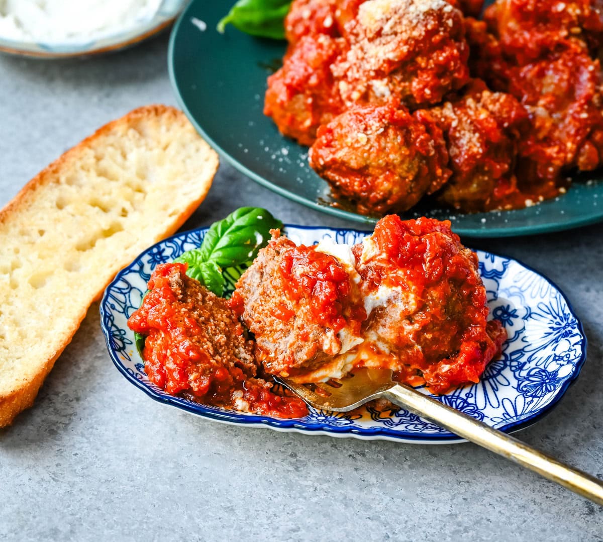 Ricotta Parmesan Meatballs. How to make the juiciest, moist meatballs made with creamy ricotta cheese and parmesan cheese. Sharing all of the tips for making the best ricotta meatballs.

